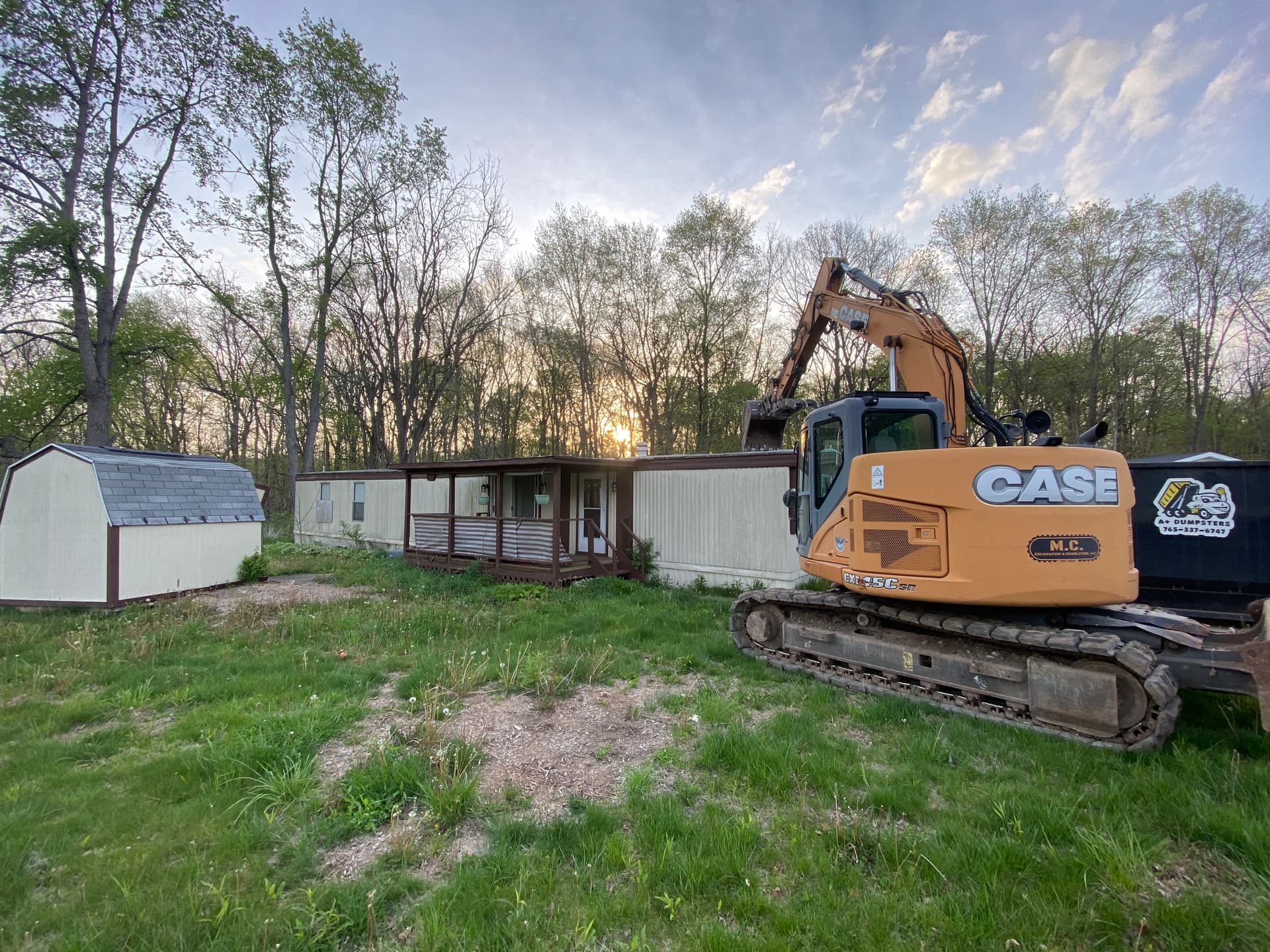 Gallery photos for 9 Mobile Homes Demolished and Sites Cleared in Two Weeks: Image #2